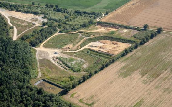 Vue aérienne de l’ISDND de Saint-Didier-la-Forêt, site de stockage et de valorisation de déchets inertes issus des travaux publics et de l’aménagement territorial