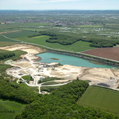 Illustration of Visite de carrière de granulats : immersion pédagogique à Saint-Sornin