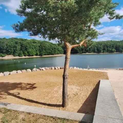 Illustration of Le sable de carrière au service des espaces de loisirs et de baignade